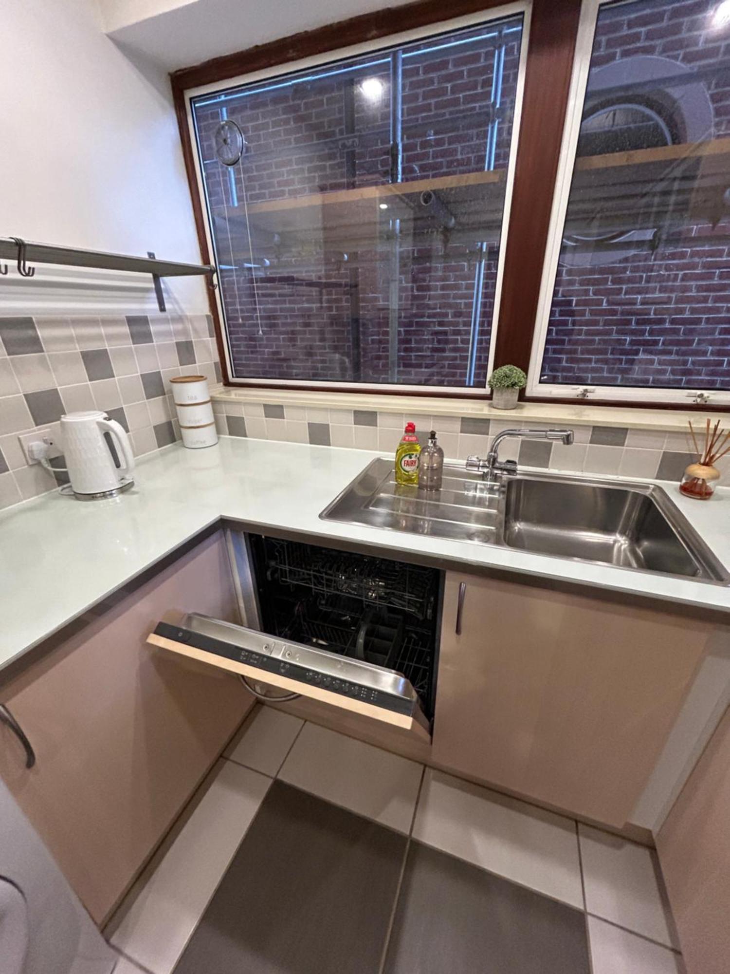 Spacious 3 Bedroom Apartment Close To Marina, 2 Parking Spaces, Kingsize Or Single Beds Southampton Zewnętrze zdjęcie